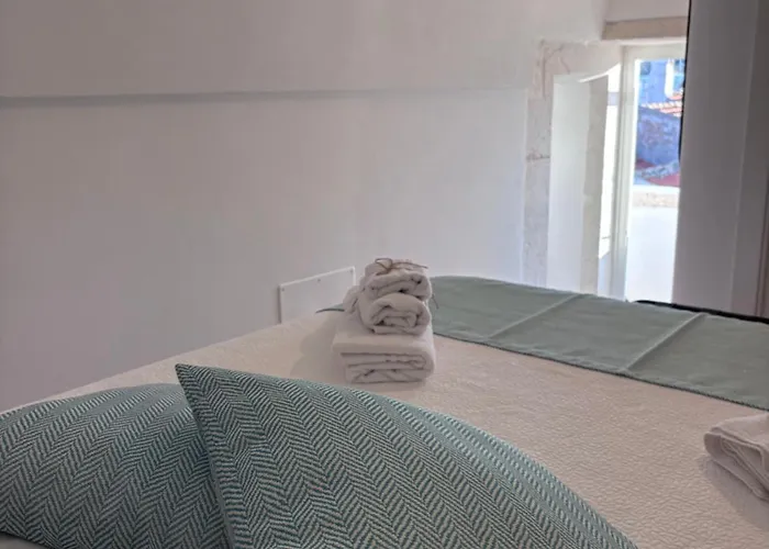 Doro' & Luxury 4* Noci