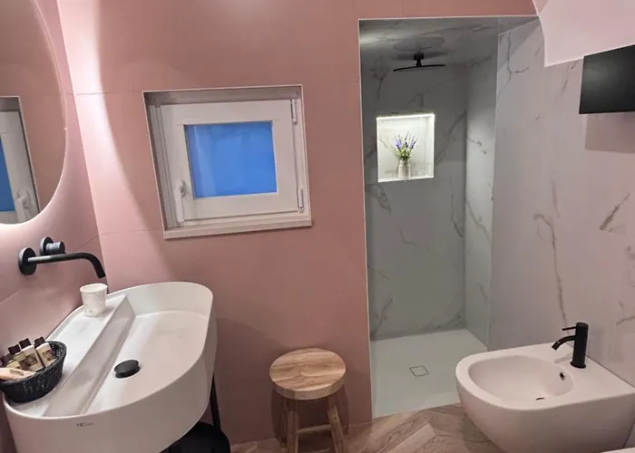 Frühstückspension Doro' & Luxury 4*